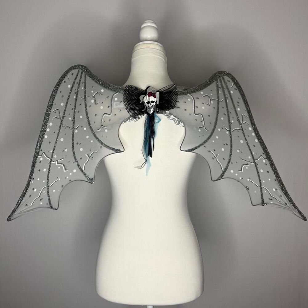 Monster High Black and Silver Bat Wings